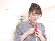 [SDJS-185] ぜ～んぶ未体験！素人男性に突撃交渉！お店でフェラ・初風俗プレイ・初おもちゃ・初3P 私に初体験させてください…っ！小野寺舞 - 2of5