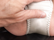 [NACR-691] 性欲絶倫女子中出しOKアルバイト 奈築りお - 1of5