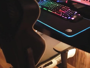 婕咪漂泊在网咖渡日的少女 睡梦中被扒光啪啪啪大奶子乱颤