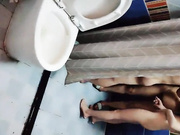 19岁小萝莉三个壮汉轮操娇喘震天响起来