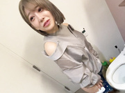 [SUN-094] 立ちション女子散歩 スレンダー美女が立ったままこっそり野ション出来るようになるまでの放尿記録 - 1of5