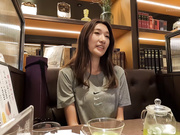 [SDNM-421] 極上のプロポーションと性への好奇心を持て余す高身長170cm美人妻 小谷舞花 29歳 AV DEBUT - 1of5