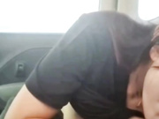 【反差泄密】真实良家骚货自拍车震吃鸡，近距离深喉口爆，贵在真实