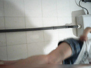 外站最新流出作品-某旅遊景點服務區公共女廁拍攝幾個妹子如廁 貌似下面沒啥毛毛看起很嫩 1080P高清