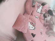 主題酒店情趣房拍攝到的壹對熱戀大學生情侶開房愛愛 大雞巴插一下叫一下很有節奏感足足幹了20多分鐘各種體位玩遍了 露臉高清