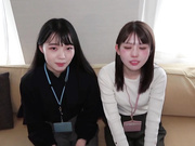 【双飞名场面】两个清纯女大学生，轮流交换着操，叠罗汉操是做爽的！身材苗条纤瘦，叫床超级好听