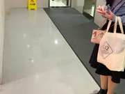 办公楼女厕全景偷拍几位美女职员各种极品肥鲍鱼5