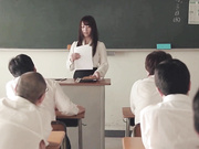 【破解】STAR-534  弱みを握られた人妻女教師の羞恥授業 白石茉莉奈 - 3of5
