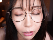 DSOD-076 根暗巨乳メガネ姉に「イキそうなのこらえてるの？すごく尊い」と囁かれ、理性をぶっ壊されて何度も中出しする極限チンイラ痴女POV。 黒川すみれ - 2of5