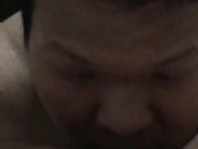 【贵在真实】如此漂亮的韵味少妇，三点竟然还是粉的，和黝黑猥琐工程老板偷情，老板舔的她太舒服 想尿尿，表情很浪