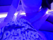 【原创首发认证】去姐姐的足浴店照顾她生意 半个月没操她 包间内撩的她欲火焚身 一线天美穴一碰全是水