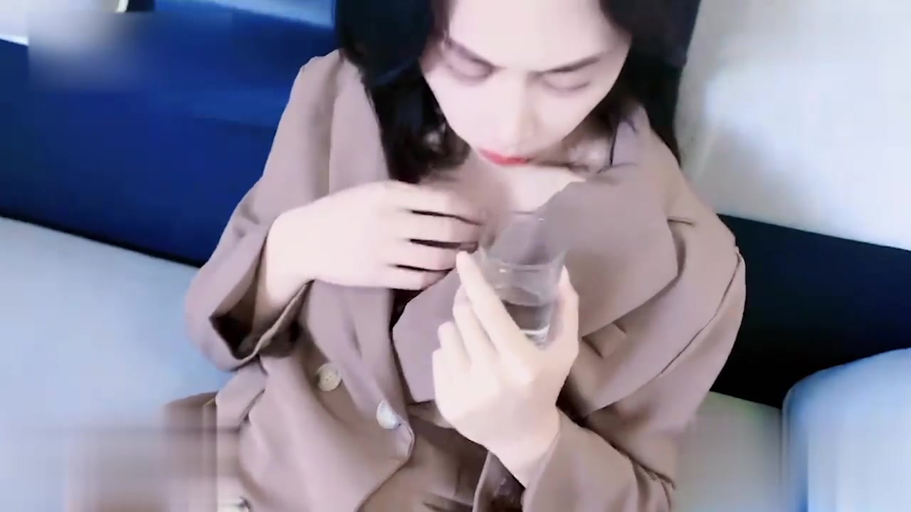 欣怡我和表姐的同居生活日常