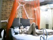 红帐房全视野清晰偷拍-看身材应该都是T台模特的女神级长腿美女被男友连玩到操干到高潮后,坐在鸡巴上主动要求第2次!