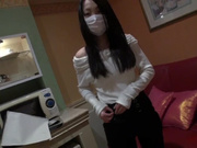 阔少豪宅狂插卖淫女，干得太猛妹子受不了，急速呻吟