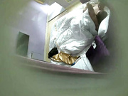 精品小旅馆偷拍大叔和白嫩少妇开房偷情真能干貌似射了三次