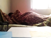 漂亮小少妇在打炮说“老公，现在又到了交配的季节了”