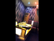 马尾辫气质美女卡拉OK包厢被套路灌蒙呼呼大睡不省人事练歌房一路带到宾馆扒光各种玩弄无套内射中出