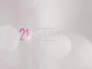 让闺蜜的男友在我性感的脸上射精