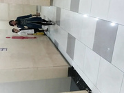 国内牛人潜入某广告公司写字楼女厕偷拍红衣美女出来捂着脸难道发现被拍了