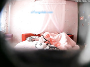 温馨主题宾馆年轻情侣开房造爱各种啪啪床上干到沙发上打了N炮干的妹纸淫叫不止胡言乱语老公太深了太爽了呻吟超刺激 ,