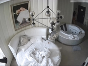 豪华主题房拍霸气纹身社会男爆操身材娇小长发白嫩漂亮女友射了一身精子操完洗洗穿上衣服走人