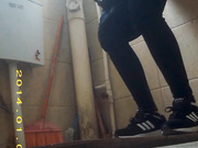 国内高校偷拍系列5 学生妹子果然青春靓丽 活力无限