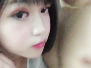 可爱小护士TS雨欣，和男友舌吻后吃鸡巴，吃完鸡巴又舌吻，满满的精液和唾液交汇！