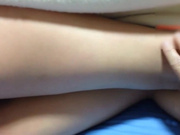 女友的美乳性感女闺蜜喝多了偷偷潜入她房间脱掉衣服尽情玩弄 刚插入还有反应 没控制住内射了