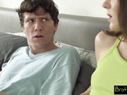 我在.club上认识的饥渴女孩想骑我的鸡巴