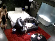 情趣酒店水滴摄像头偷拍眼镜小胖和淫骚女友在地毯上啪啪对白清晰720P高清无水印