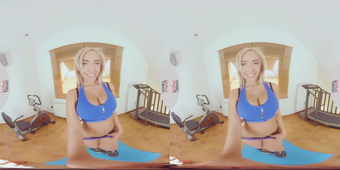 Curvy sister fucks older brother after gym