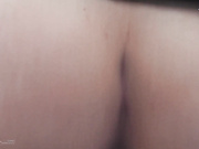 【全網首發】【國內廁拍】外站流出大神潛入某高校女廁溝廁偷拍大學生美眉噓噓 肥嫩逼逼毛毛濃密誘惑～原版高清