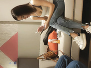 【【加钱哥加钱哥】，精品小少妇，黑丝白臀，玲珑有致小骚货，直播间人气爆棚，千娇百媚共度春宵