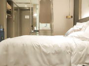 一袭长裙佳人夜晚来相伴极品翘臀肤温柔粉嫩